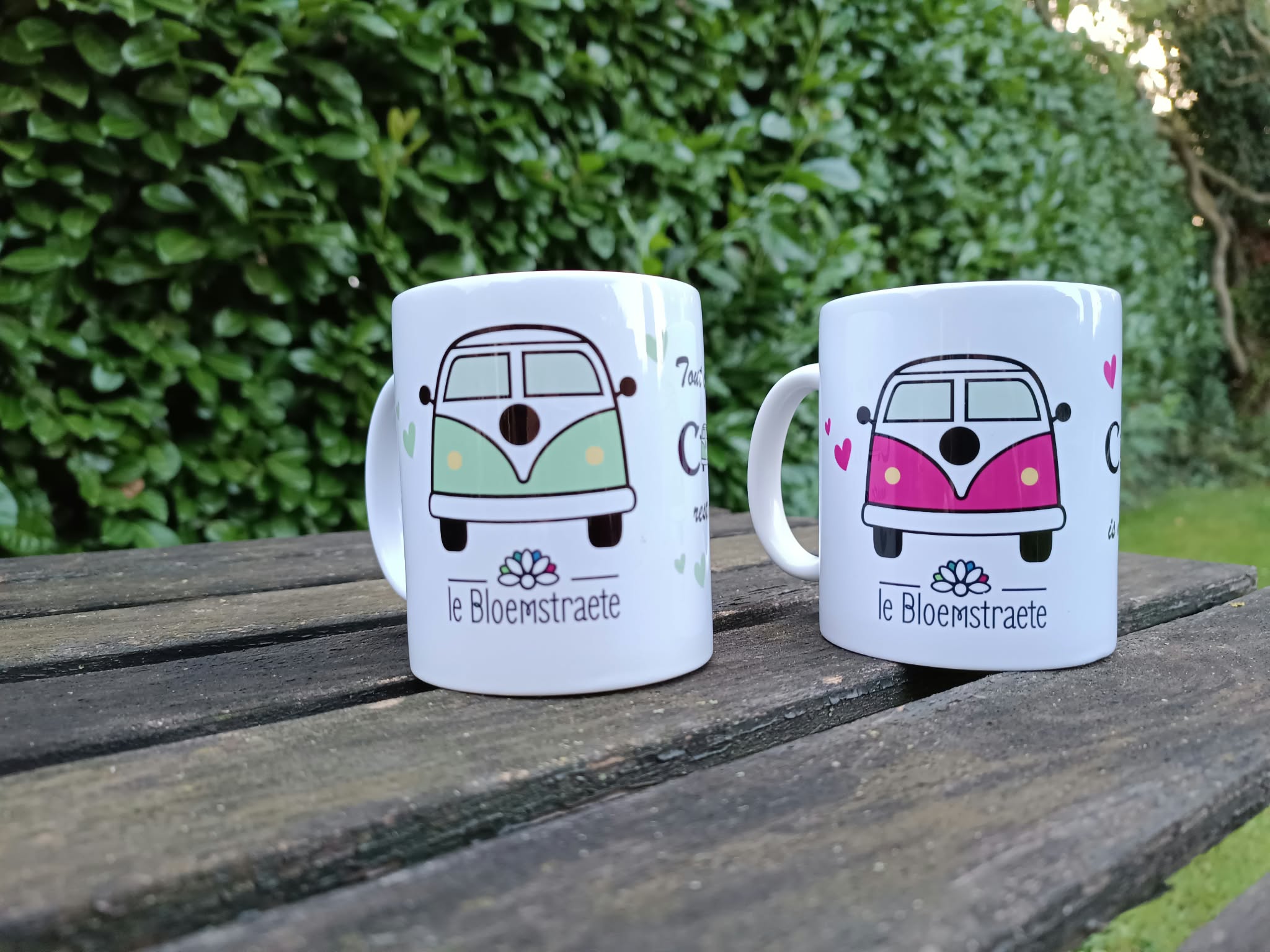 Mugs du Bloemstraete décorés de combis colorés