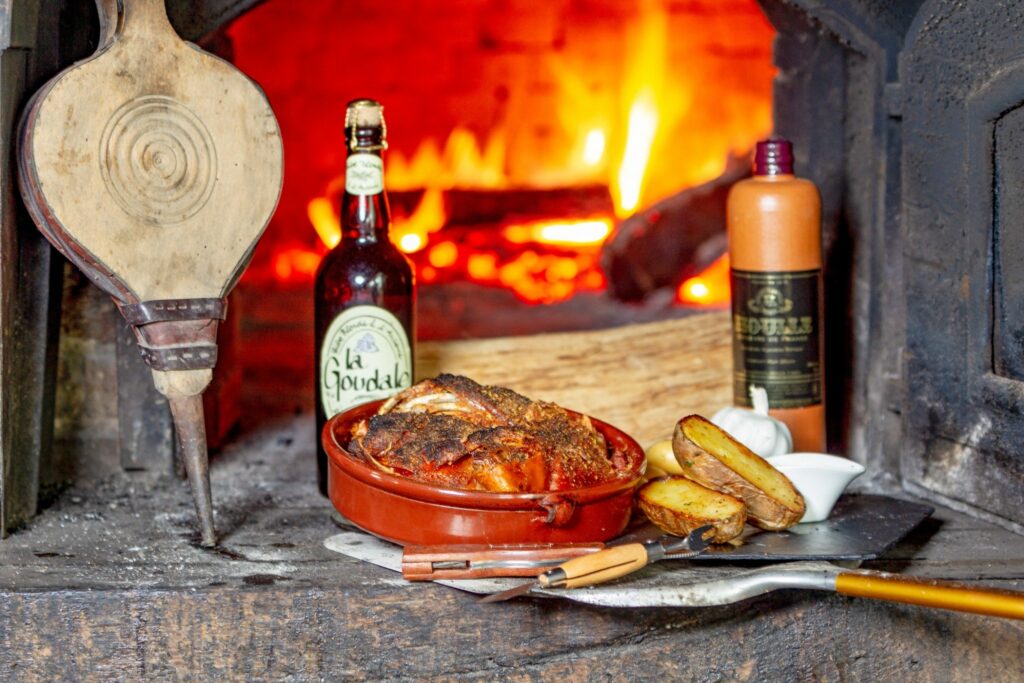 Cochon grillé au feu de bois à La Baguernette